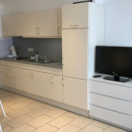Apartment Studio Westland Nabij Zee En Esplanade